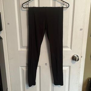 Black Leggings w/ wide pocket